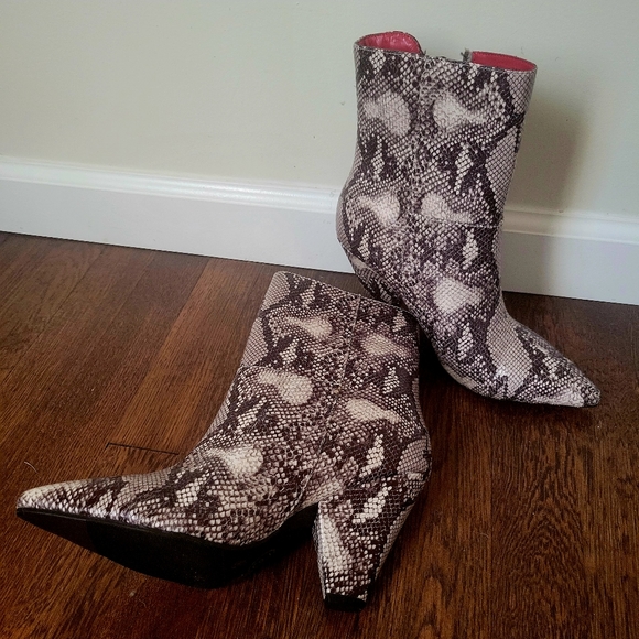 Leather Snakeprint Booties - Picture 2 of 2